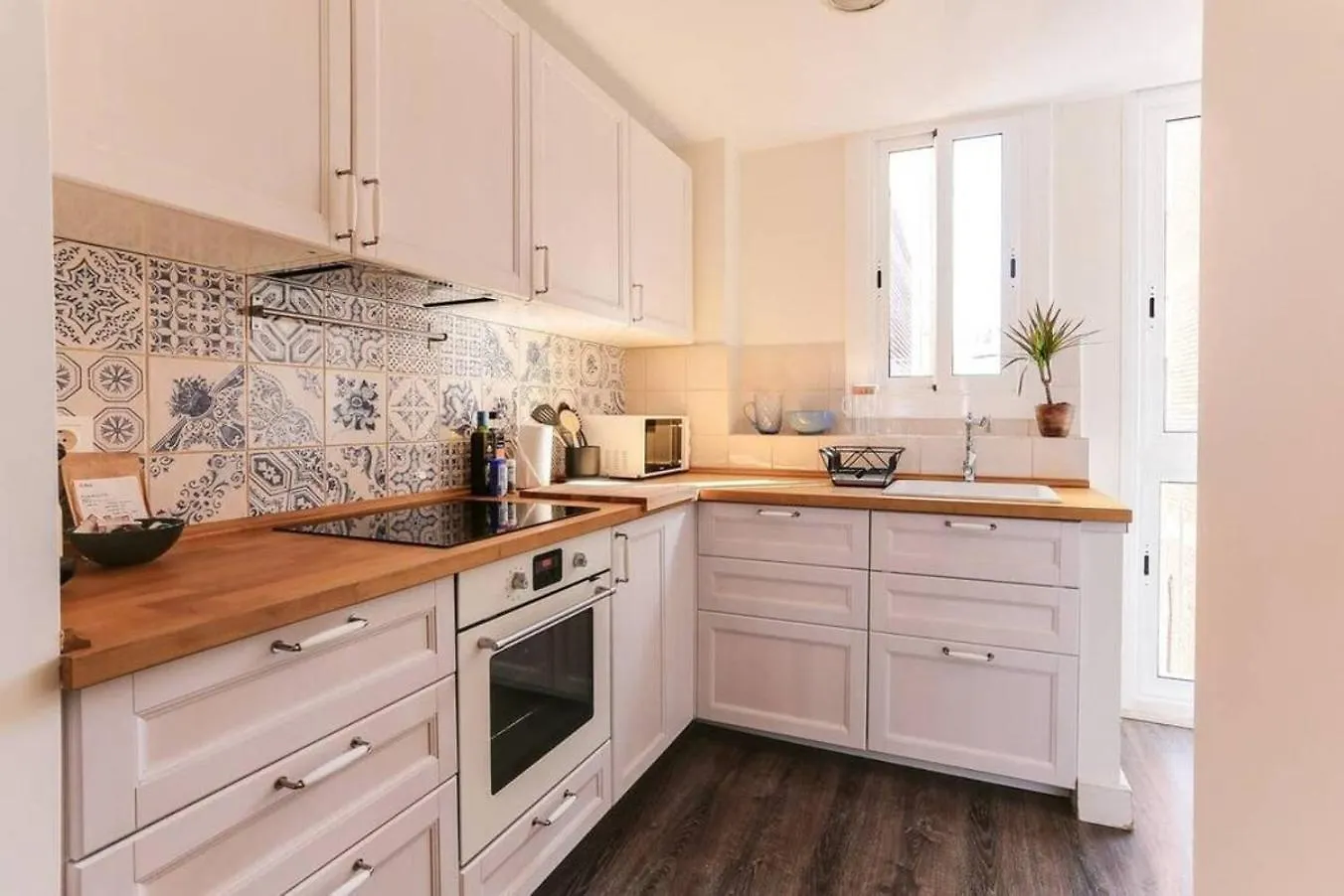 Stylish 2 Bdr In Trendy Gracia Apartment Barcelona 0*,  Spain